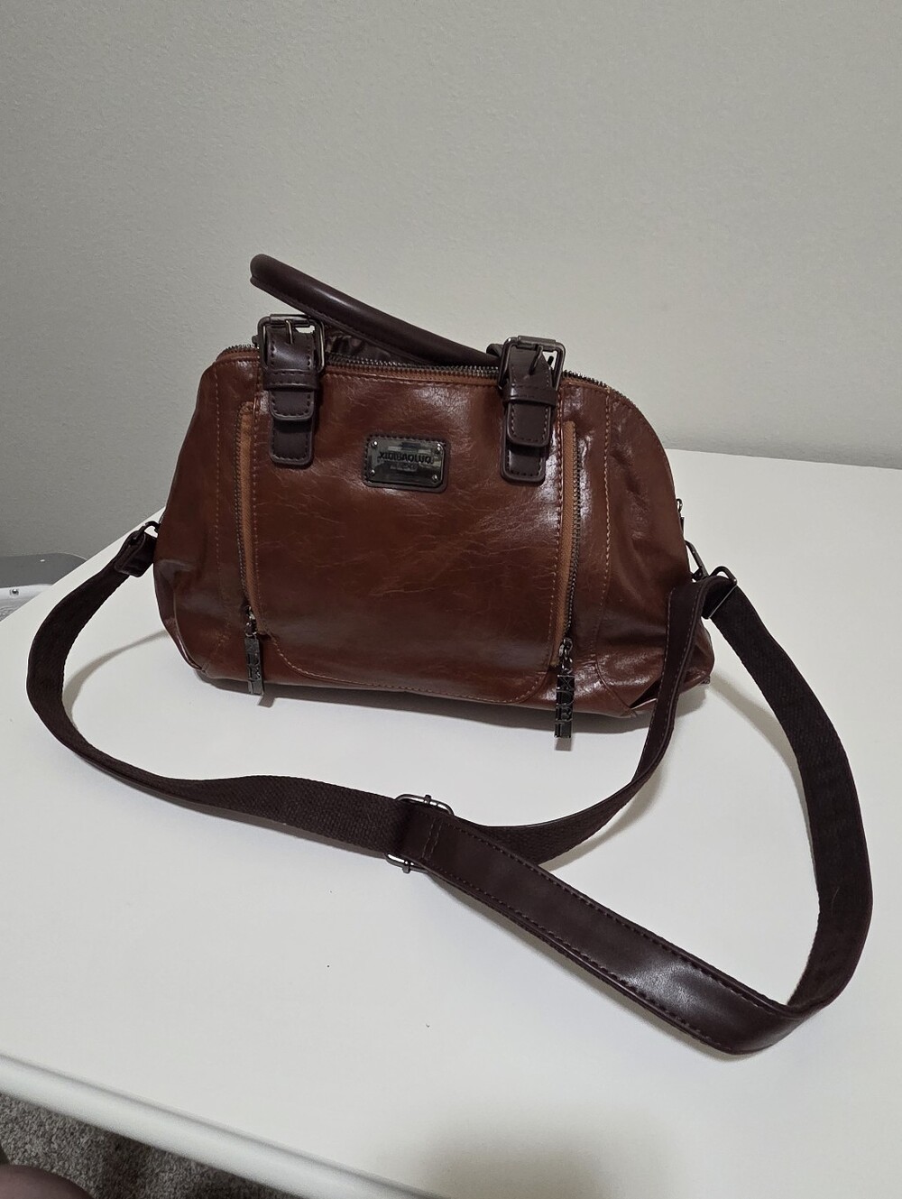 Xidibaoluo Brown And Black Leather Handbag With Adjustable Shoulder Strap